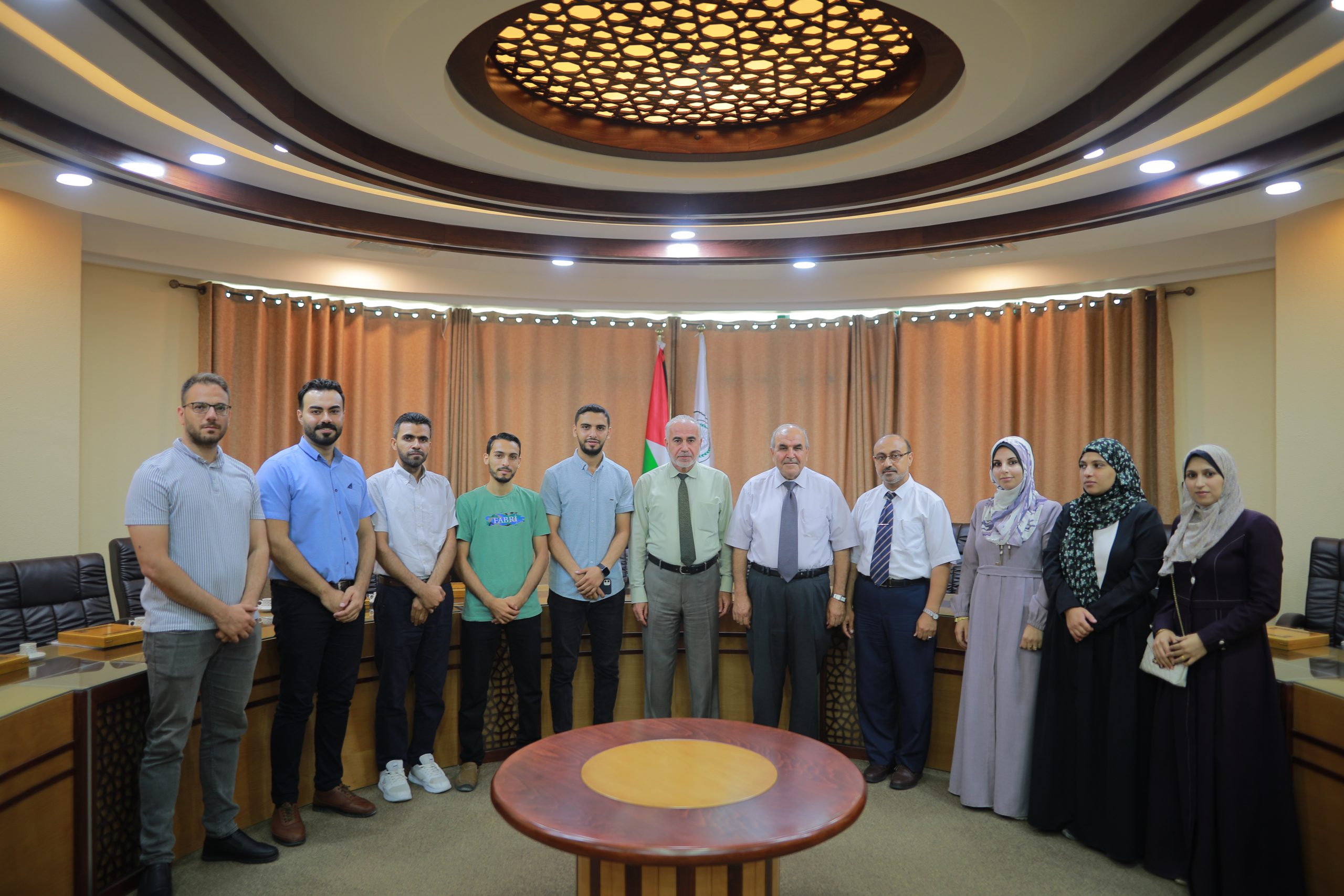 الجامعة الإسلامية تفخر بأبنائها الخريجين ..